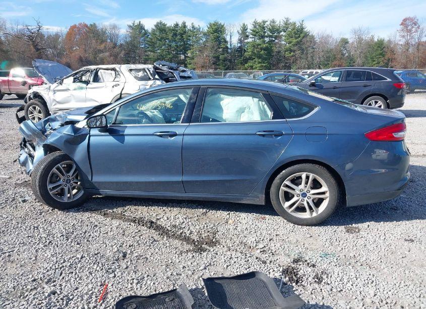 Photo 14 of 2018 Ford Fusion SE (VIN 3FA6P0H71JR174108)