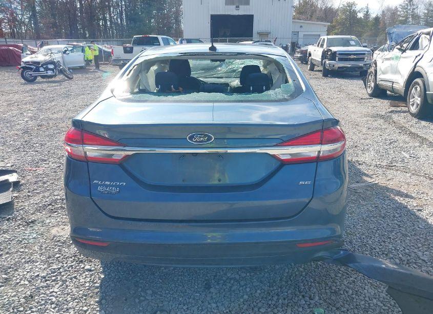 Photo 16 of 2018 Ford Fusion SE (VIN 3FA6P0H71JR174108)