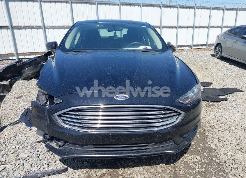 Photo 12 of 2018 Ford Fusion SE (VIN 3FA6P0H71JR257988)