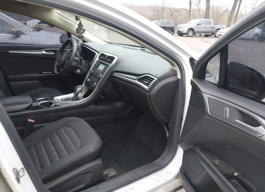 Photo 5 of 2013 Ford Fusion SE (VIN 3FA6P0H72DR118778)