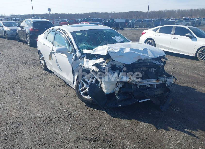 2013 Ford Fusion SE (VIN 3FA6P0H72DR121874) main photo