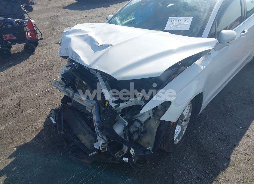 Photo 16 of 2013 Ford Fusion SE (VIN 3FA6P0H72DR121874)