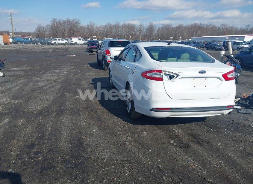 Photo 3 of 2013 Ford Fusion SE (VIN 3FA6P0H72DR121874)