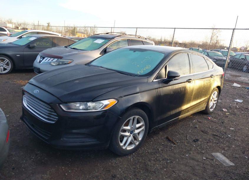 Photo 2 of 2013 Ford Fusion SE (VIN 3FA6P0H72DR132194)