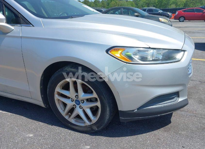 Photo 12 of 2013 Ford Fusion SE (VIN 3FA6P0H72DR137363)
