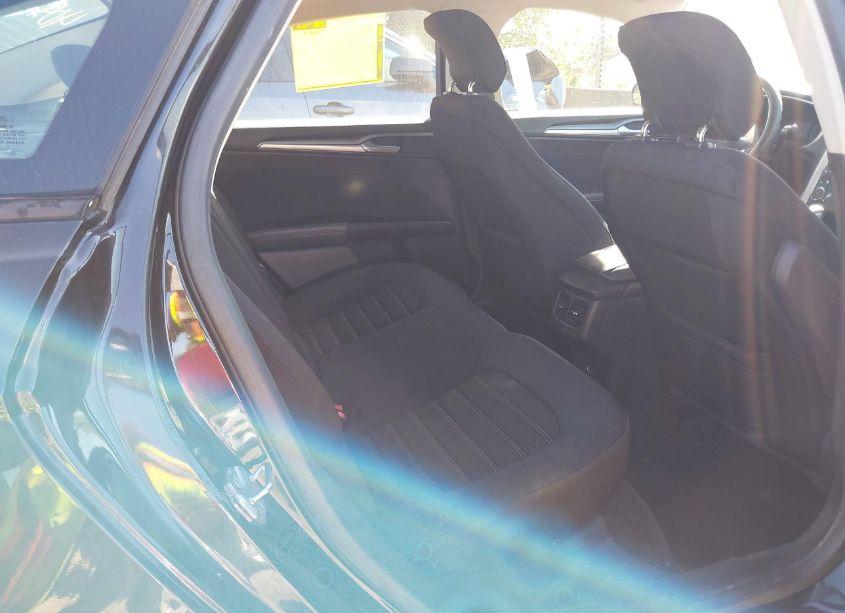 Photo 8 of 2013 Ford Fusion SE (VIN 3FA6P0H72DR173666)