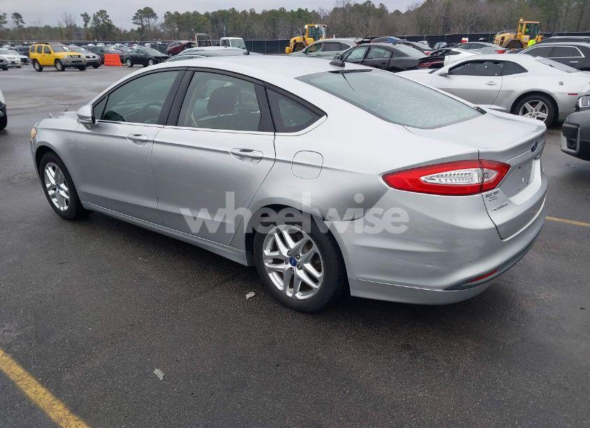 Photo 3 of 2013 Ford Fusion SE (VIN 3FA6P0H72DR179483)
