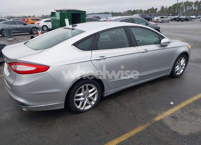 Photo 4 of 2013 Ford Fusion SE (VIN 3FA6P0H72DR179483)