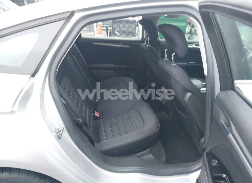 Photo 8 of 2013 Ford Fusion SE (VIN 3FA6P0H72DR179483)