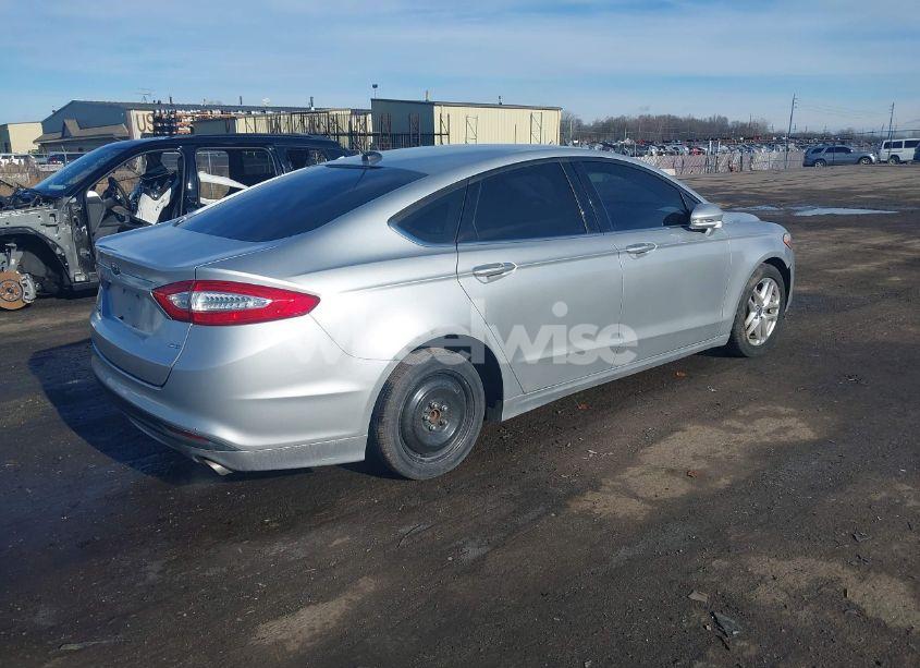 Photo 4 of 2013 Ford Fusion SE (VIN 3FA6P0H72DR200204)