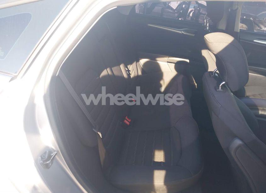 Photo 8 of 2013 Ford Fusion SE (VIN 3FA6P0H72DR200204)