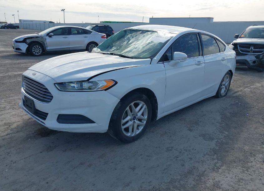 Photo 2 of 2013 Ford Fusion SE (VIN 3FA6P0H72DR201160)