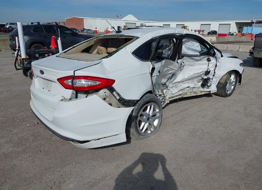 Photo 4 of 2013 Ford Fusion SE (VIN 3FA6P0H72DR201160)