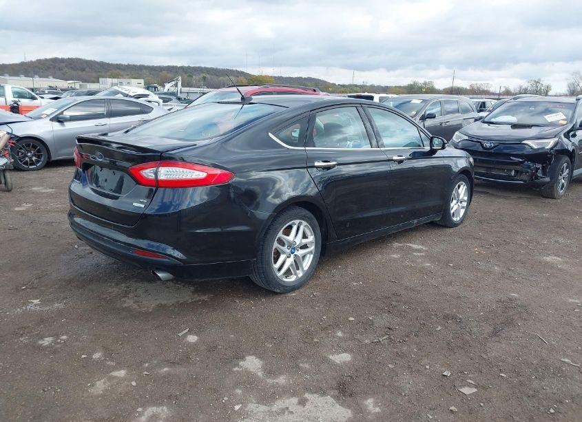 Photo 4 of 2013 Ford Fusion SE (VIN 3FA6P0H72DR274450)