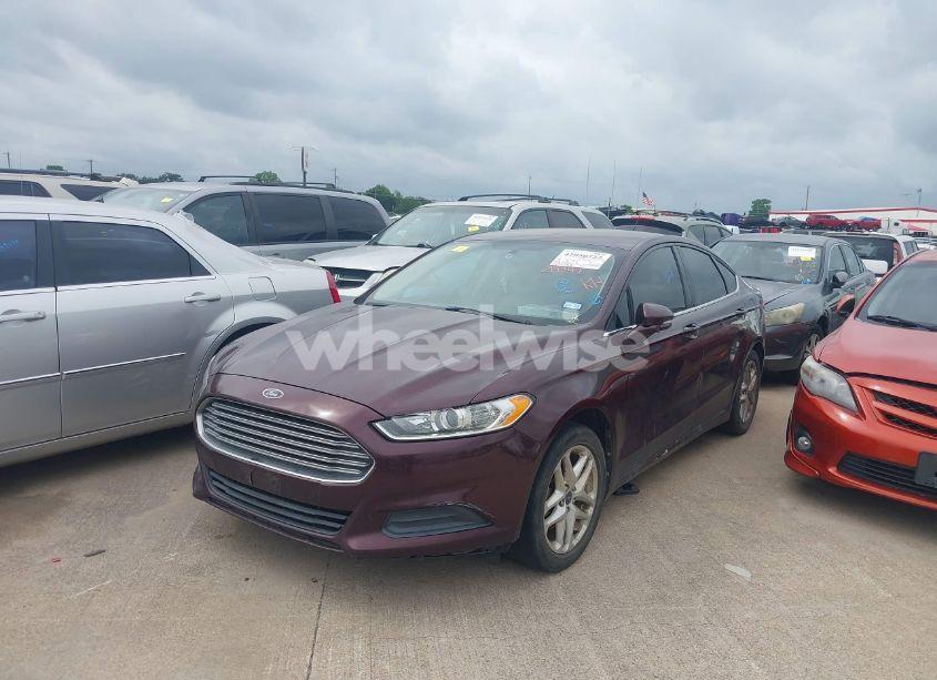 Photo 2 of 2013 Ford Fusion SE (VIN 3FA6P0H72DR274982)