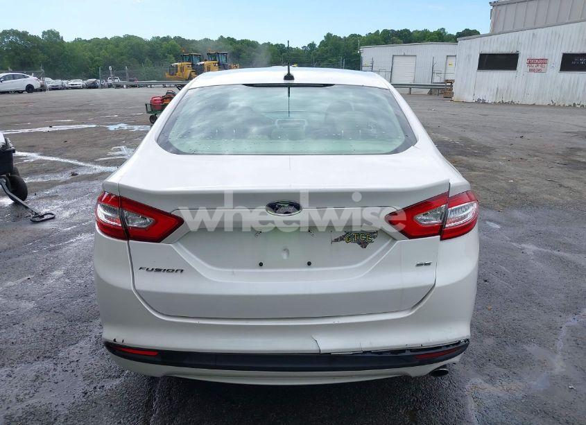 Photo 16 of 2013 Ford Fusion SE (VIN 3FA6P0H72DR305275)