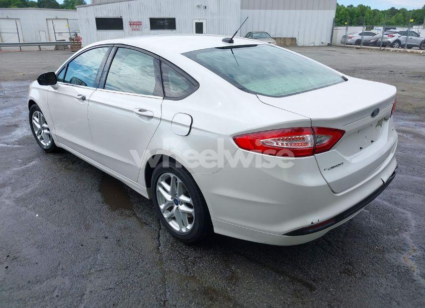 Photo 3 of 2013 Ford Fusion SE (VIN 3FA6P0H72DR305275)