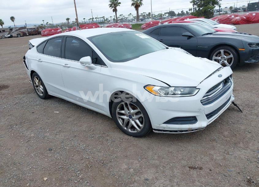2013 Ford Fusion SE (VIN 3FA6P0H72DR325283) main photo
