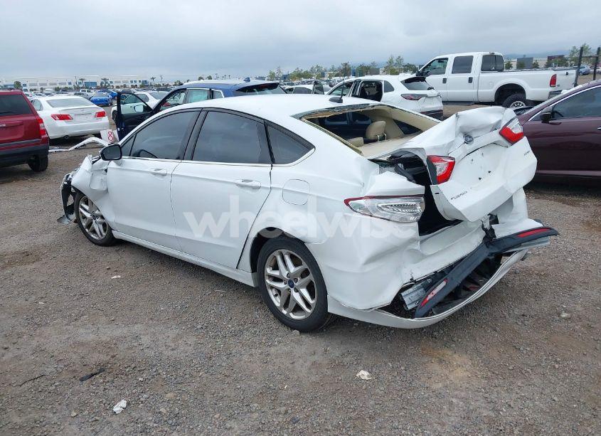 Photo 3 of 2013 Ford Fusion SE (VIN 3FA6P0H72DR325283)