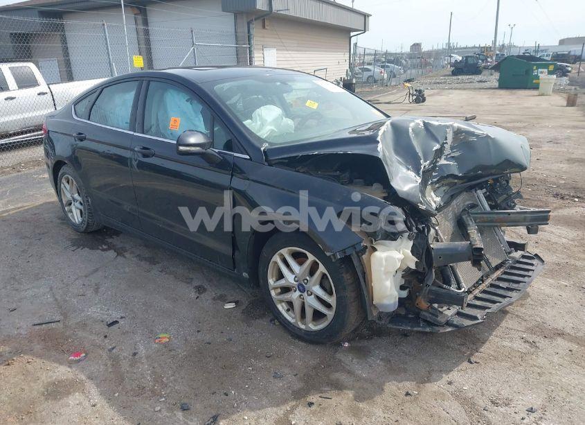 2014 Ford Fusion SE (VIN 3FA6P0H72ER113761) main photo