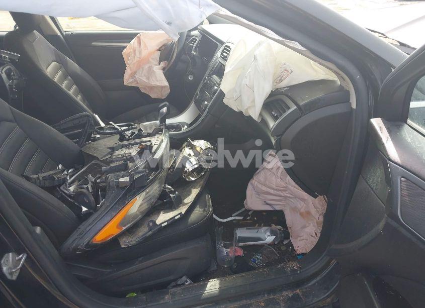 Photo 5 of 2014 Ford Fusion SE (VIN 3FA6P0H72ER113761)