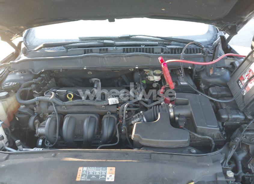Photo 10 of 2014 Ford Fusion SE (VIN 3FA6P0H72ER136151)