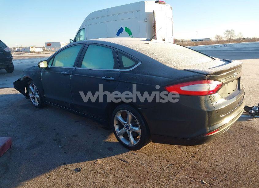 Photo 3 of 2014 Ford Fusion SE (VIN 3FA6P0H72ER136151)