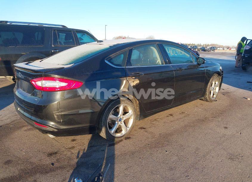 Photo 4 of 2014 Ford Fusion SE (VIN 3FA6P0H72ER136151)