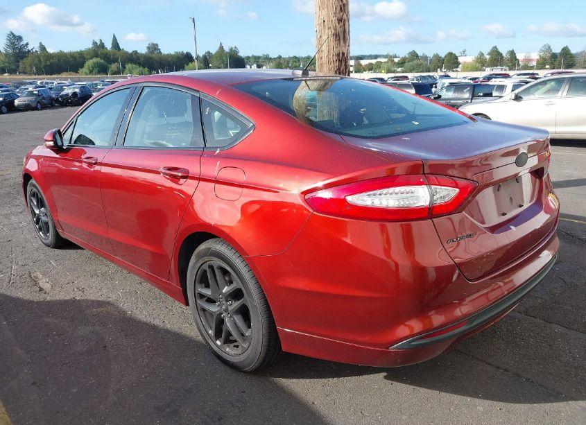 Photo 3 of 2014 Ford Fusion SE (VIN 3FA6P0H72ER137185)