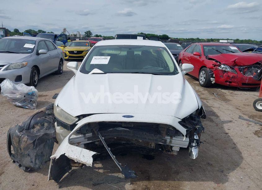 Photo 12 of 2014 Ford Fusion SE (VIN 3FA6P0H72ER171241)