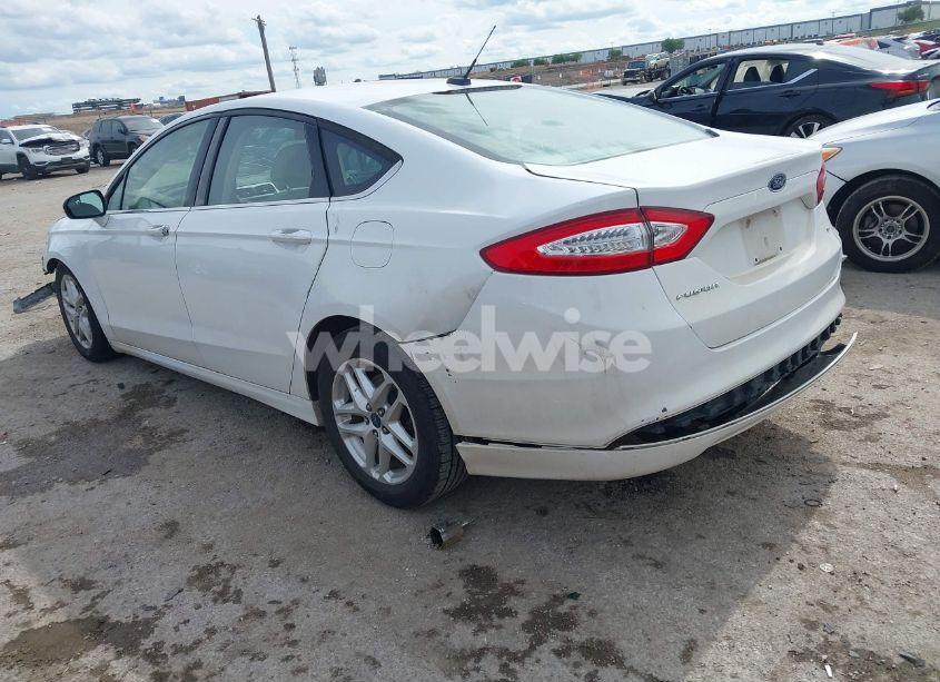 Photo 3 of 2014 Ford Fusion SE (VIN 3FA6P0H72ER171241)