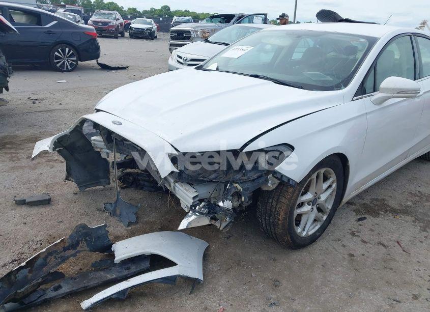 Photo 6 of 2014 Ford Fusion SE (VIN 3FA6P0H72ER171241)