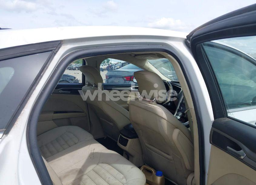 Photo 8 of 2014 Ford Fusion SE (VIN 3FA6P0H72ER171241)