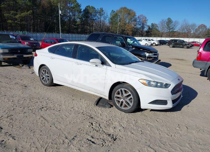 2014 Ford Fusion SE (VIN 3FA6P0H72ER221085) main photo