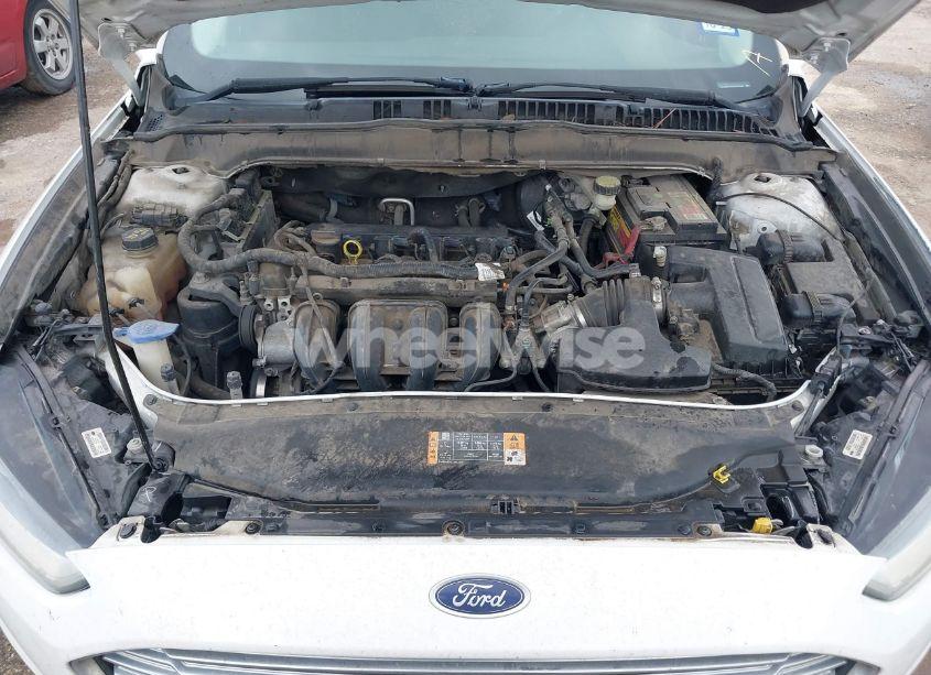 Photo 10 of 2014 Ford Fusion SE (VIN 3FA6P0H72ER242809)