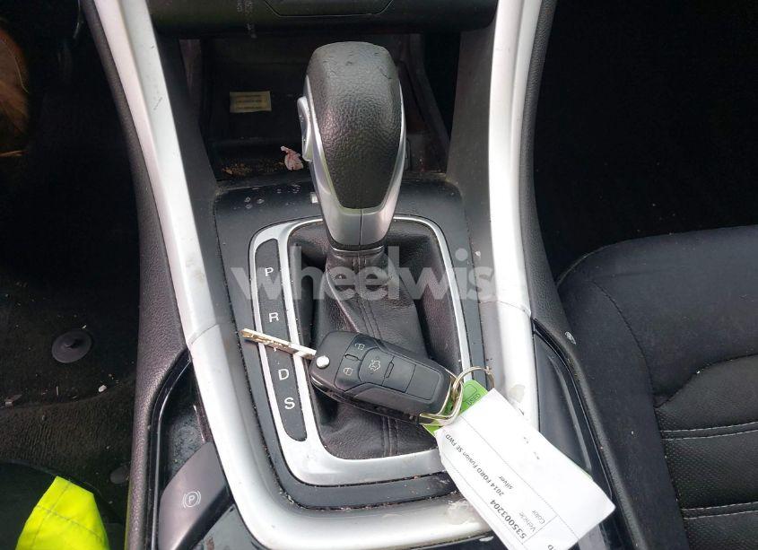 Photo 11 of 2014 Ford Fusion SE (VIN 3FA6P0H72ER244138)