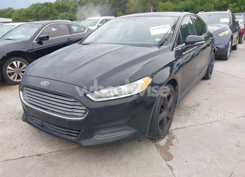 Photo 2 of 2014 Ford Fusion SE (VIN 3FA6P0H72ER251901)