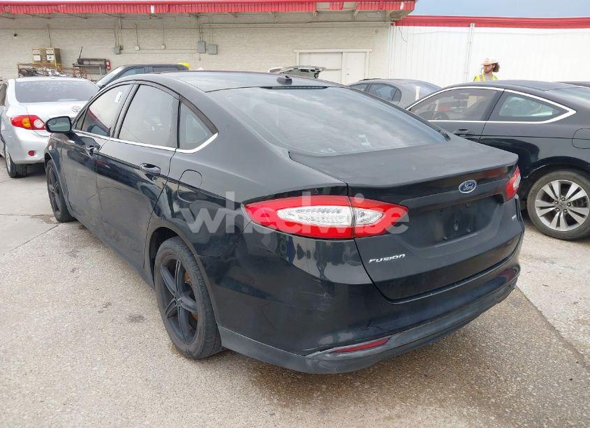 Photo 3 of 2014 Ford Fusion SE (VIN 3FA6P0H72ER251901)