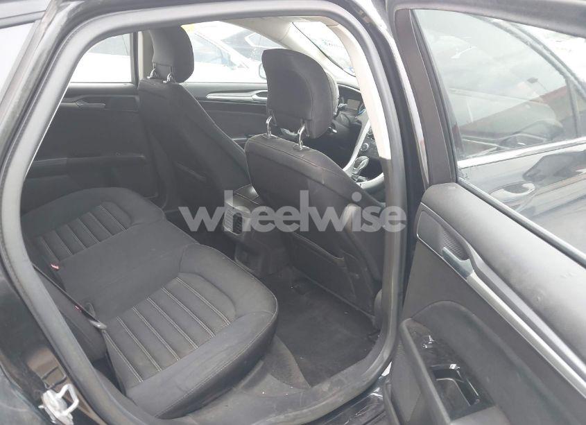 Photo 8 of 2014 Ford Fusion SE (VIN 3FA6P0H72ER251901)