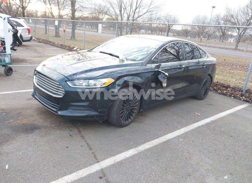 Photo 2 of 2014 Ford Fusion SE (VIN 3FA6P0H72ER264549)