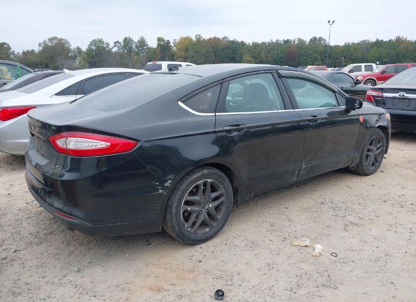 Photo 4 of 2014 Ford Fusion SE (VIN 3FA6P0H72ER270691)