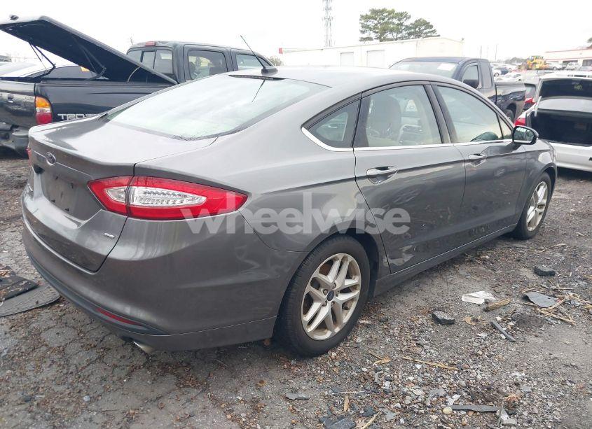 Photo 4 of 2014 Ford Fusion SE (VIN 3FA6P0H72ER387008)