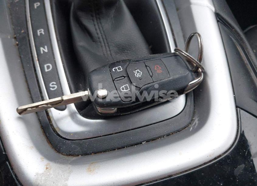 Photo 11 of 2014 Ford Fusion SE (VIN 3FA6P0H72ER389101)