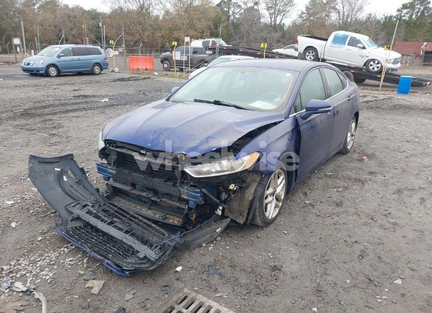 Photo 2 of 2014 Ford Fusion SE (VIN 3FA6P0H72ER389101)