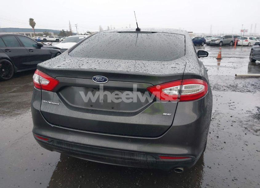 Photo 16 of 2015 Ford Fusion SE (VIN 3FA6P0H72FR105242)