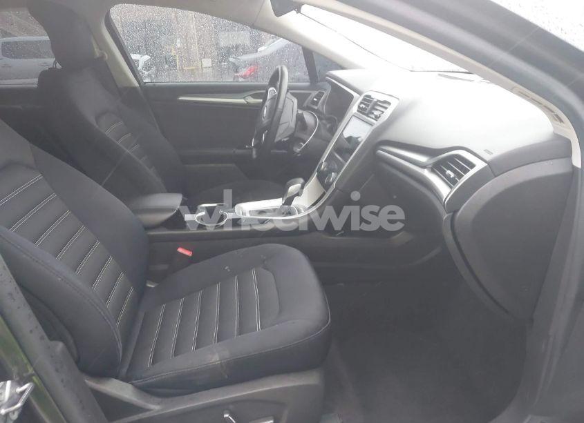 Photo 5 of 2015 Ford Fusion SE (VIN 3FA6P0H72FR105242)