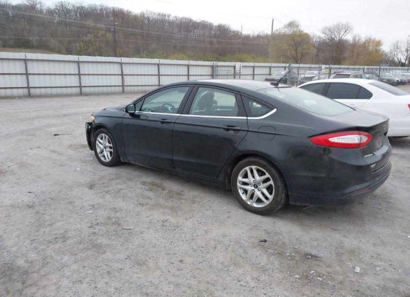 Photo 3 of 2015 Ford Fusion SE (VIN 3FA6P0H72FR145031)