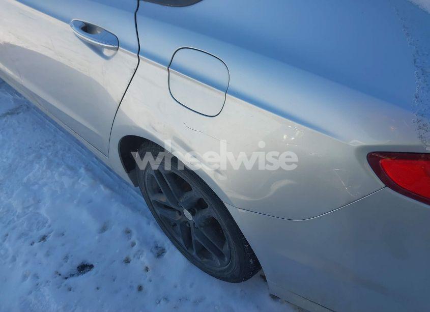 Photo 14 of 2015 Ford Fusion SE (VIN 3FA6P0H72FR200772)