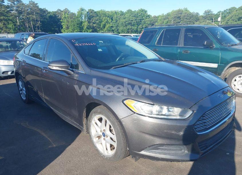 2015 Ford Fusion SE (VIN 3FA6P0H72FR258641) main photo