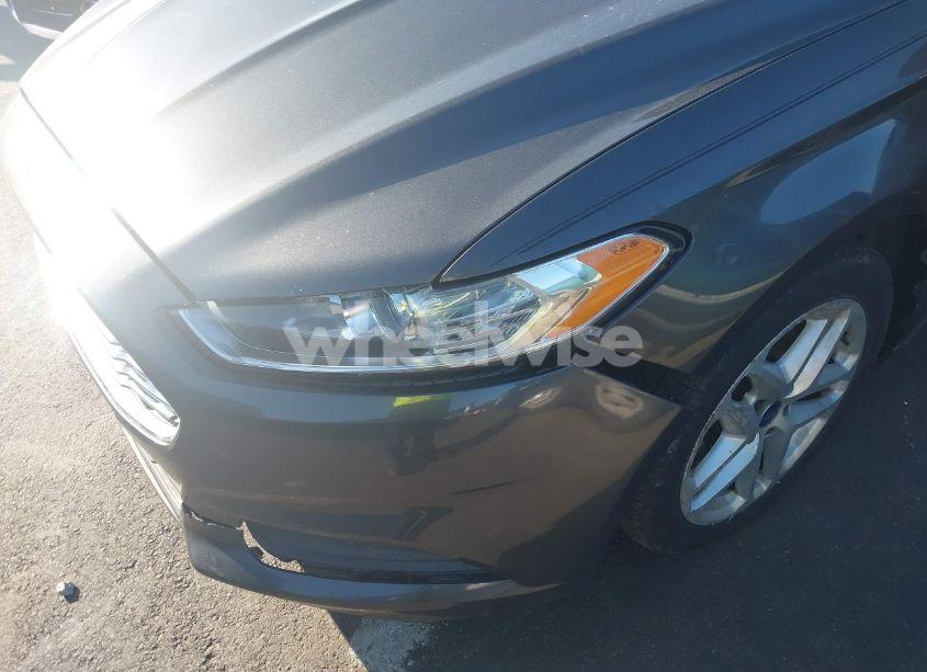 Photo 12 of 2015 Ford Fusion SE (VIN 3FA6P0H72FR258641)